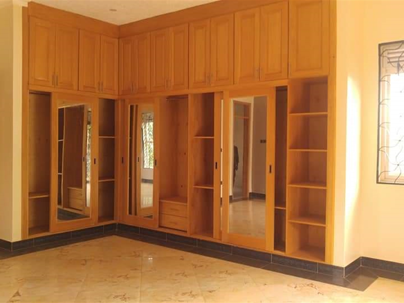 Storeyed house for sale in Munyonyo Kampala