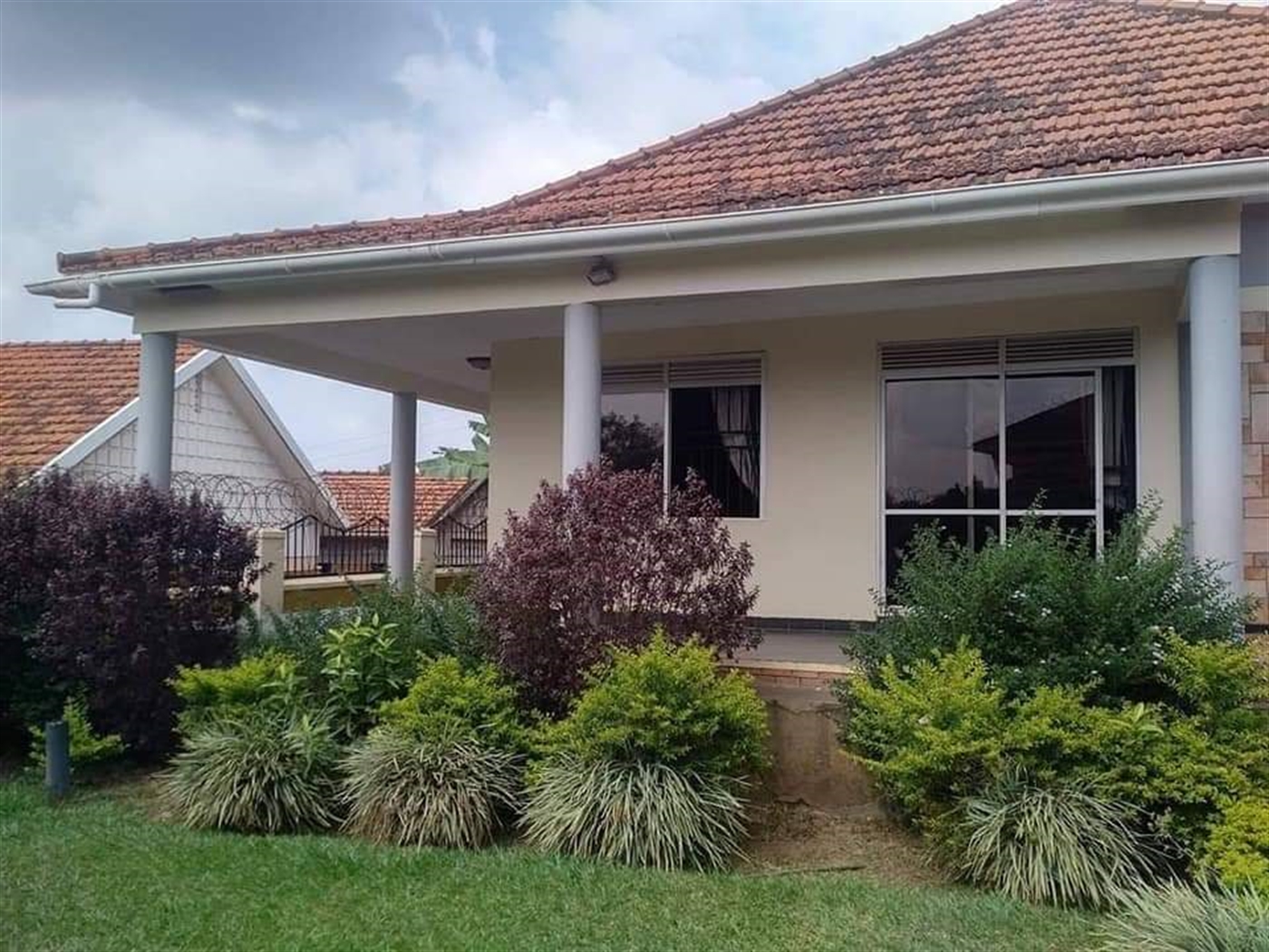 Bungalow for sale in Muyenga Kampala