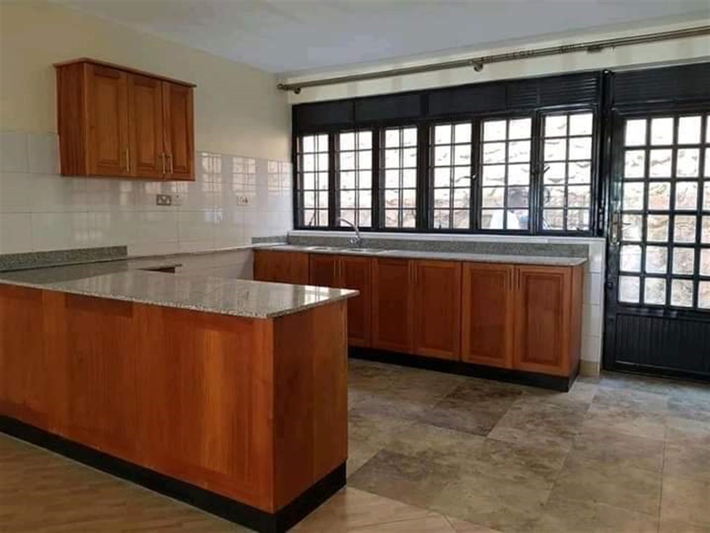 Apartment for rent in Seguku Kampala