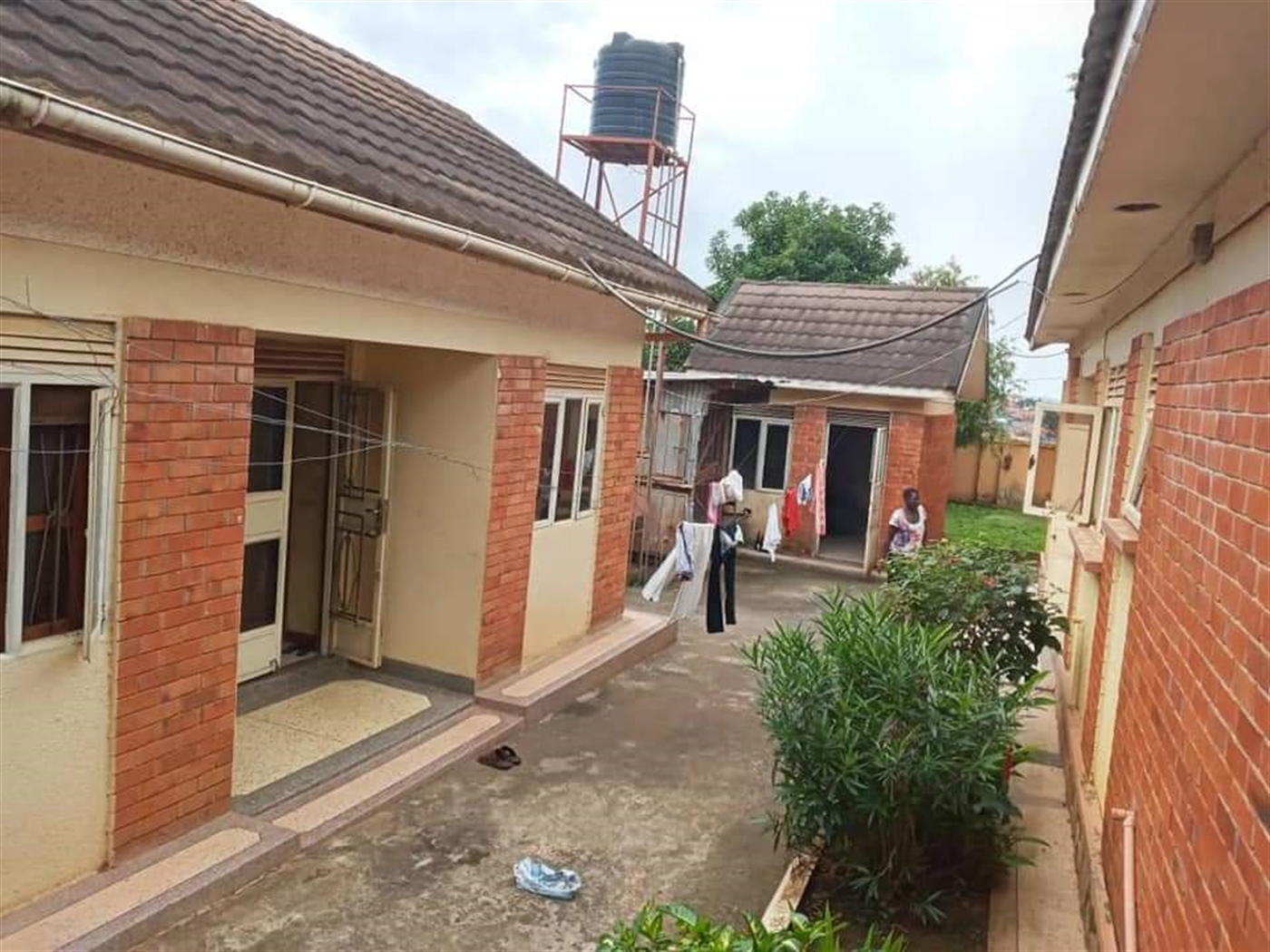 Bungalow for sale in Bweyogerere Wakiso