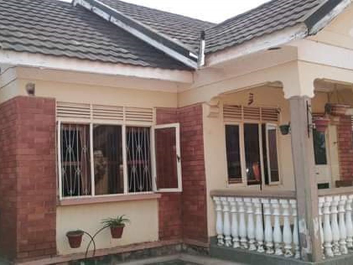 Bungalow for sale in Bweyogerere Wakiso