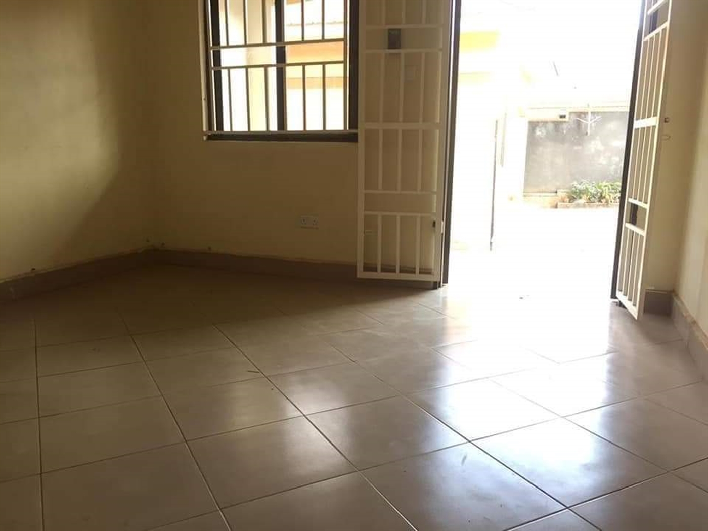 Semi Detached for rent in Kumusaanvu Wakiso