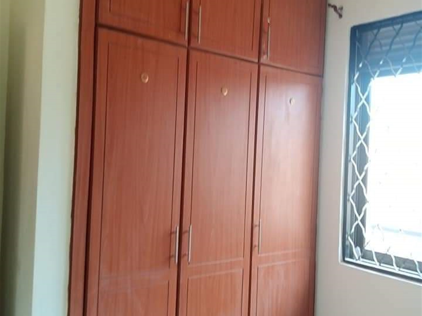 Storeyed house for rent in Kulambilo Kampala