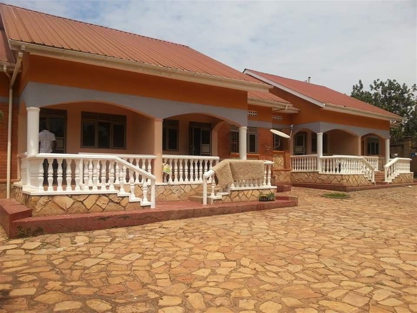 Semi Detached for rent in Kisaasi Kampala