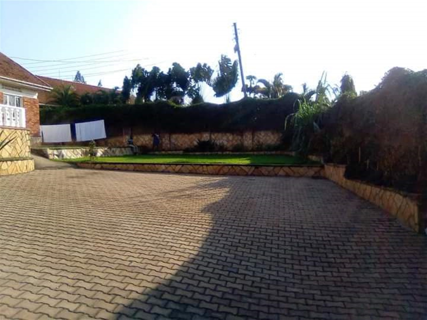 Bungalow for rent in Kyambogo Kampala