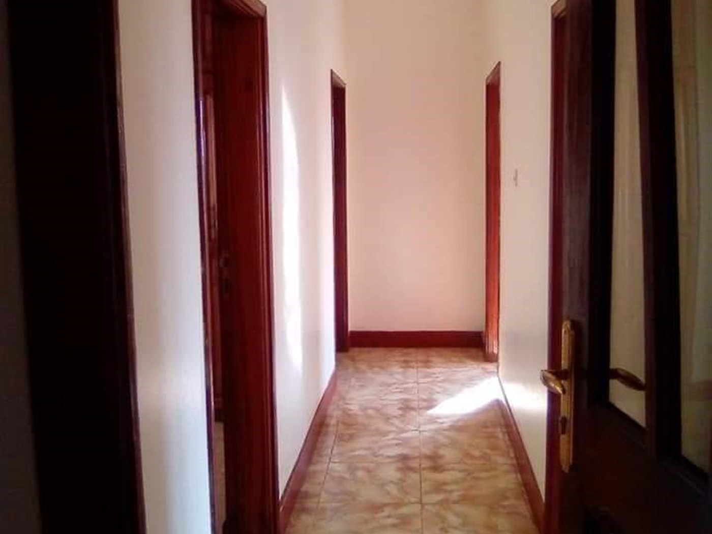 Bungalow for rent in Kyambogo Kampala