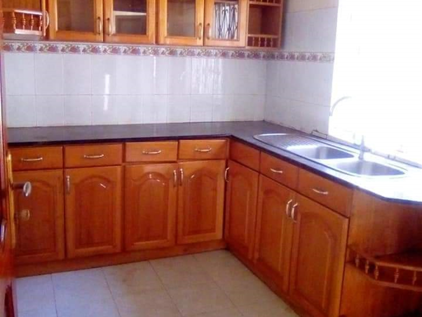 Bungalow for rent in Kyambogo Kampala