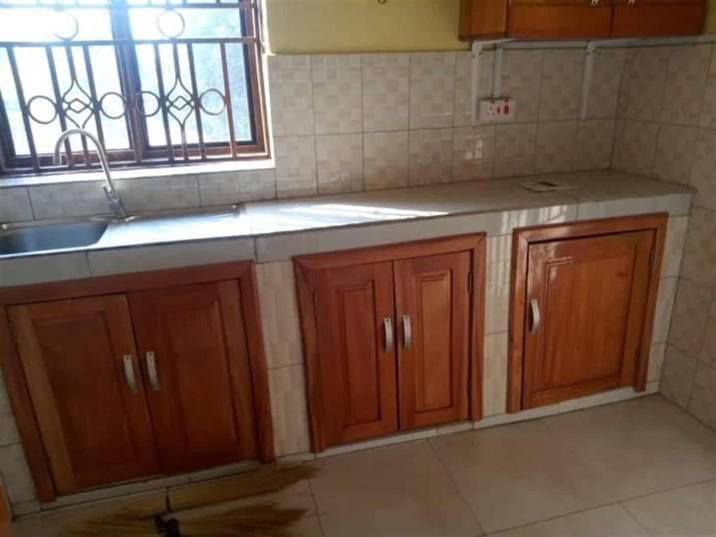 Apartment for rent in Kiwaatule Kampala