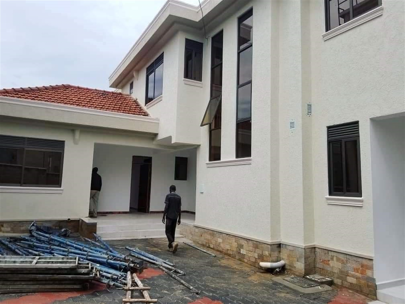 Mansion for sale in Munyonyo Kampala