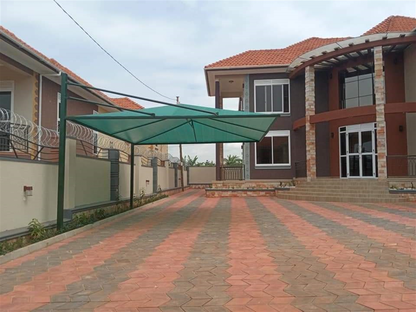 Mansion for sale in Bwebajja Kampala