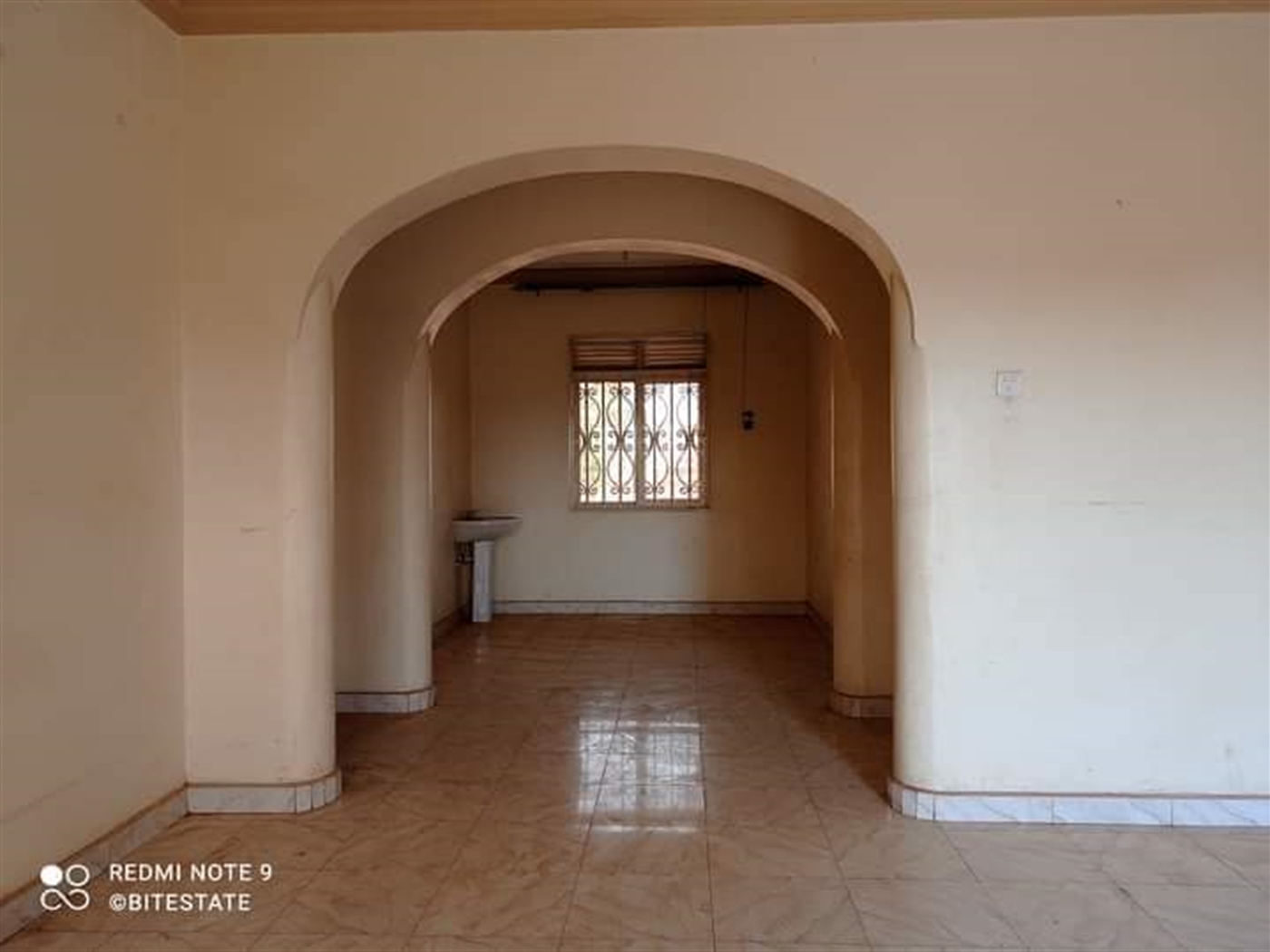 Apartment for rent in Naalya Wakiso