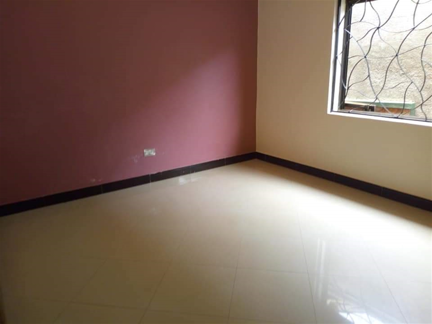 Bungalow for rent in Kira Wakiso