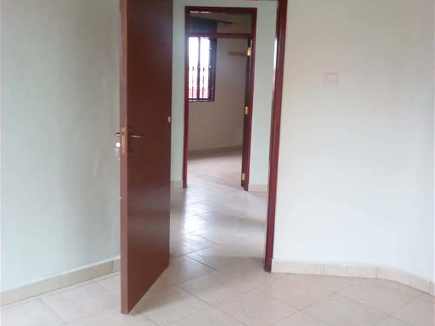 Semi Detached for rent in Bweyogerere Wakiso