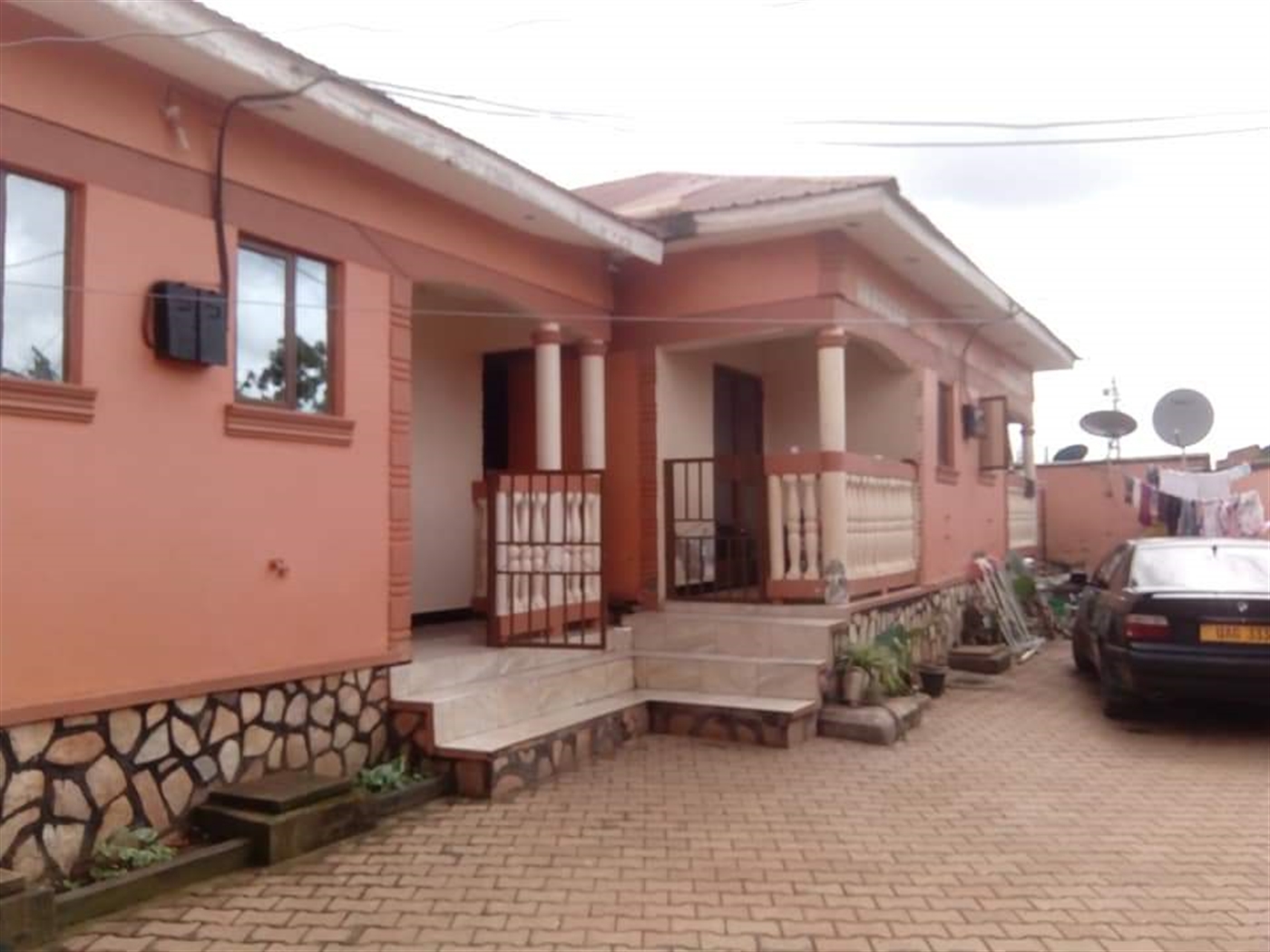 Semi Detached for rent in Bweyogerere Wakiso