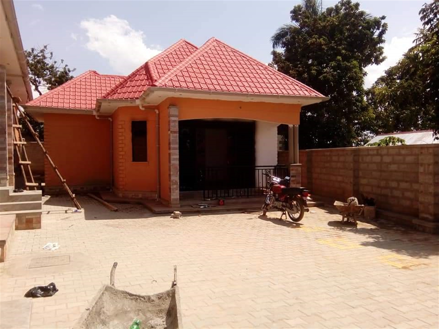 Semi Detached for rent in Bweyogerere Wakiso