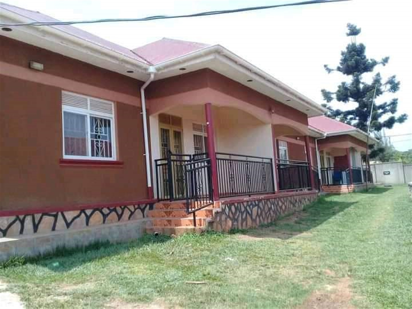 Semi Detached for rent in Mpererwe Kampala