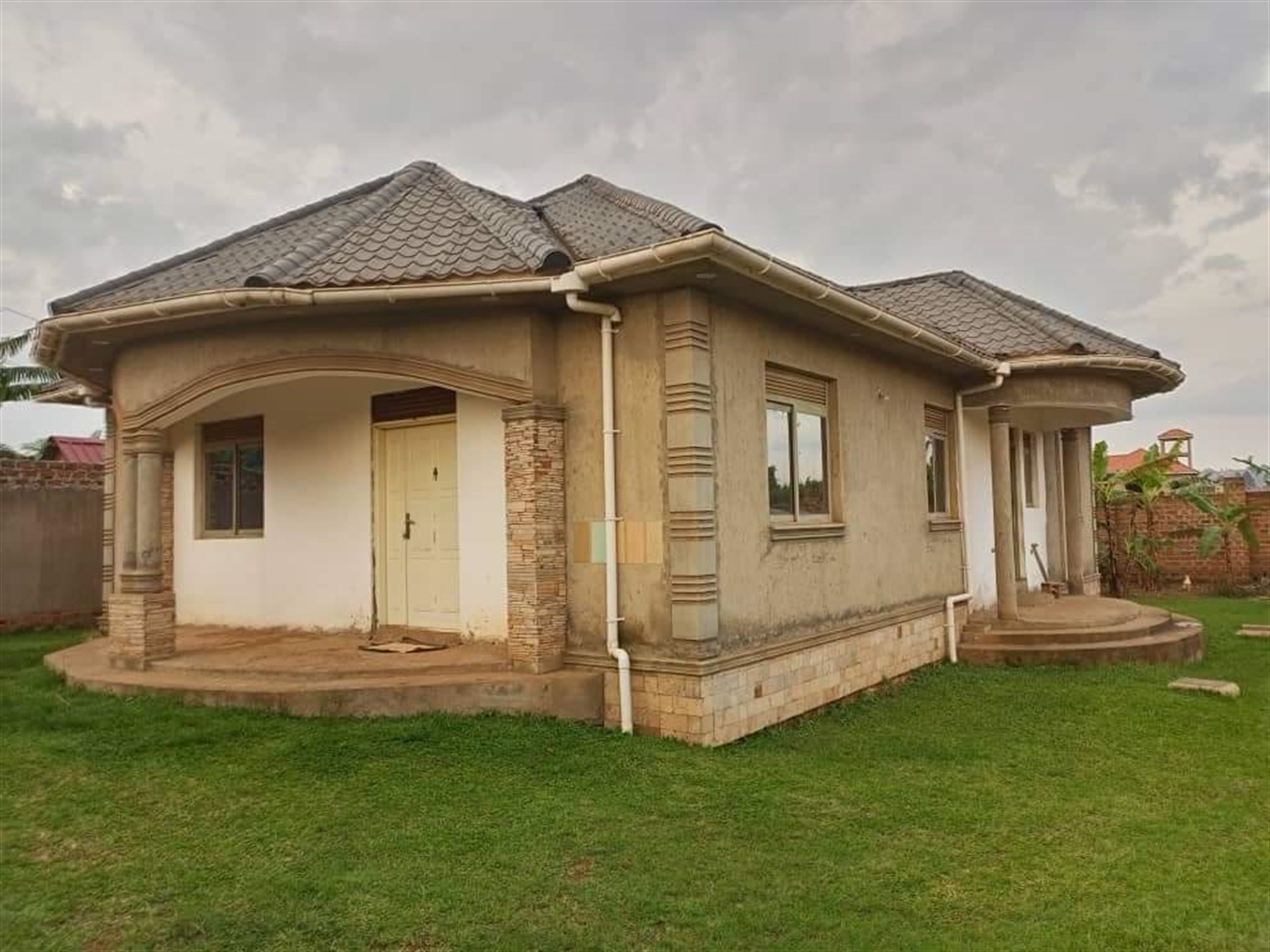 Bungalow for sale in Kira Wakiso