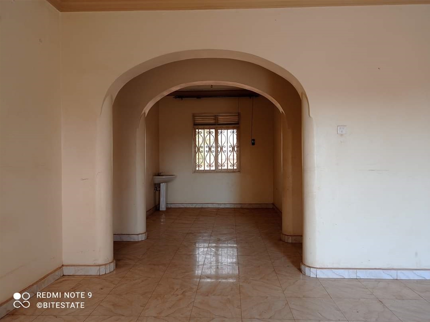 Apartment for rent in Naalya Wakiso