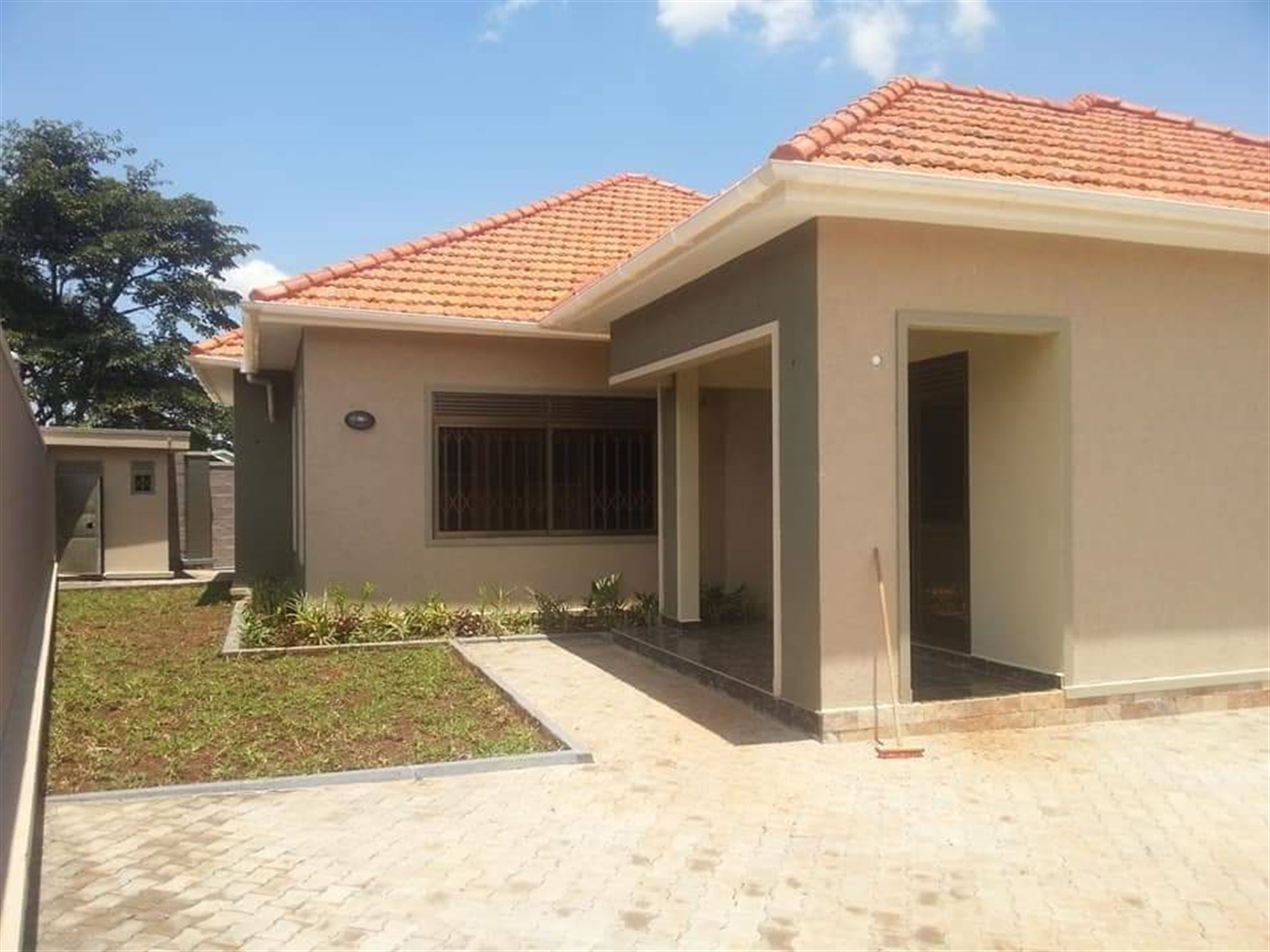 Bungalow for sale in Kyanja Kampala