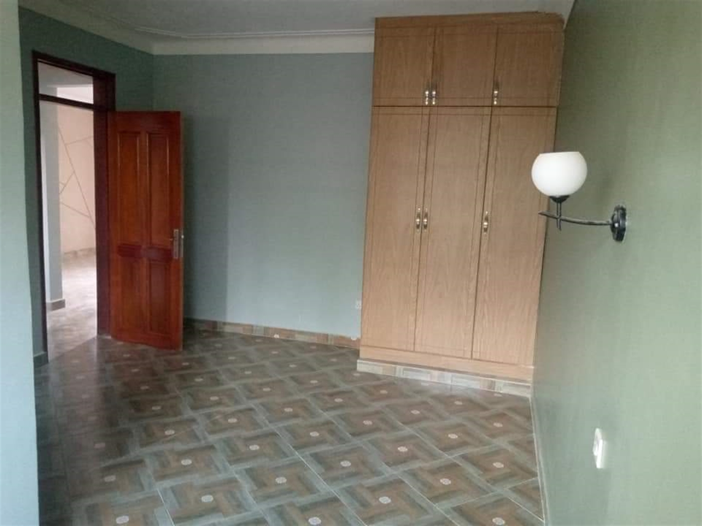 Apartment for rent in Kisaasi Kampala