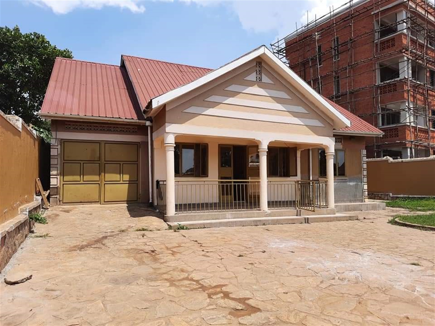 Bungalow for sale in Munyonyo Kampala