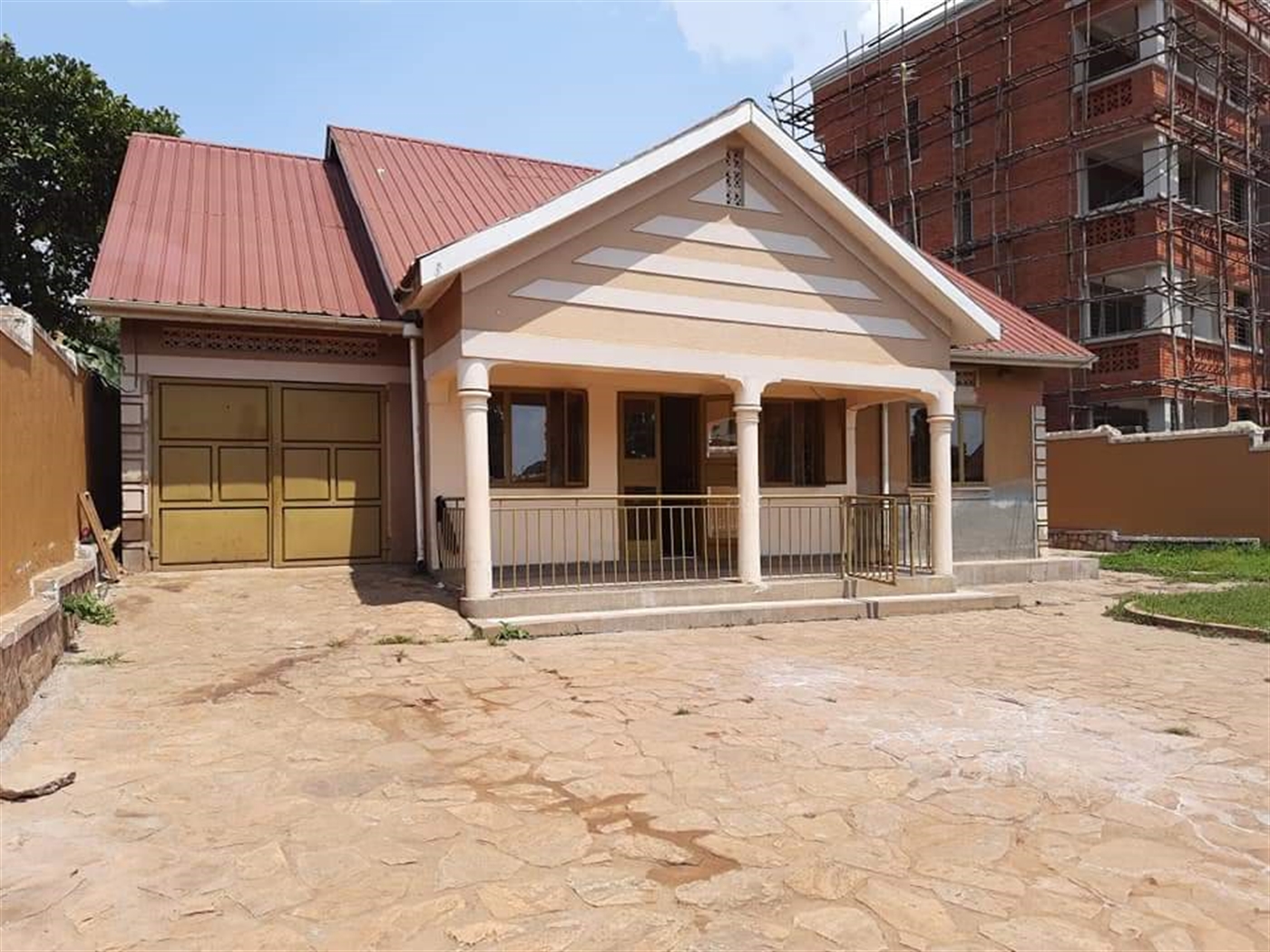 Bungalow for sale in Munyonyo Kampala