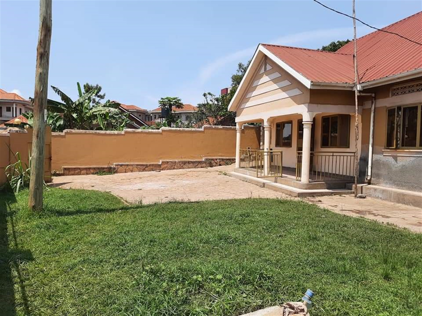 Bungalow for sale in Munyonyo Kampala