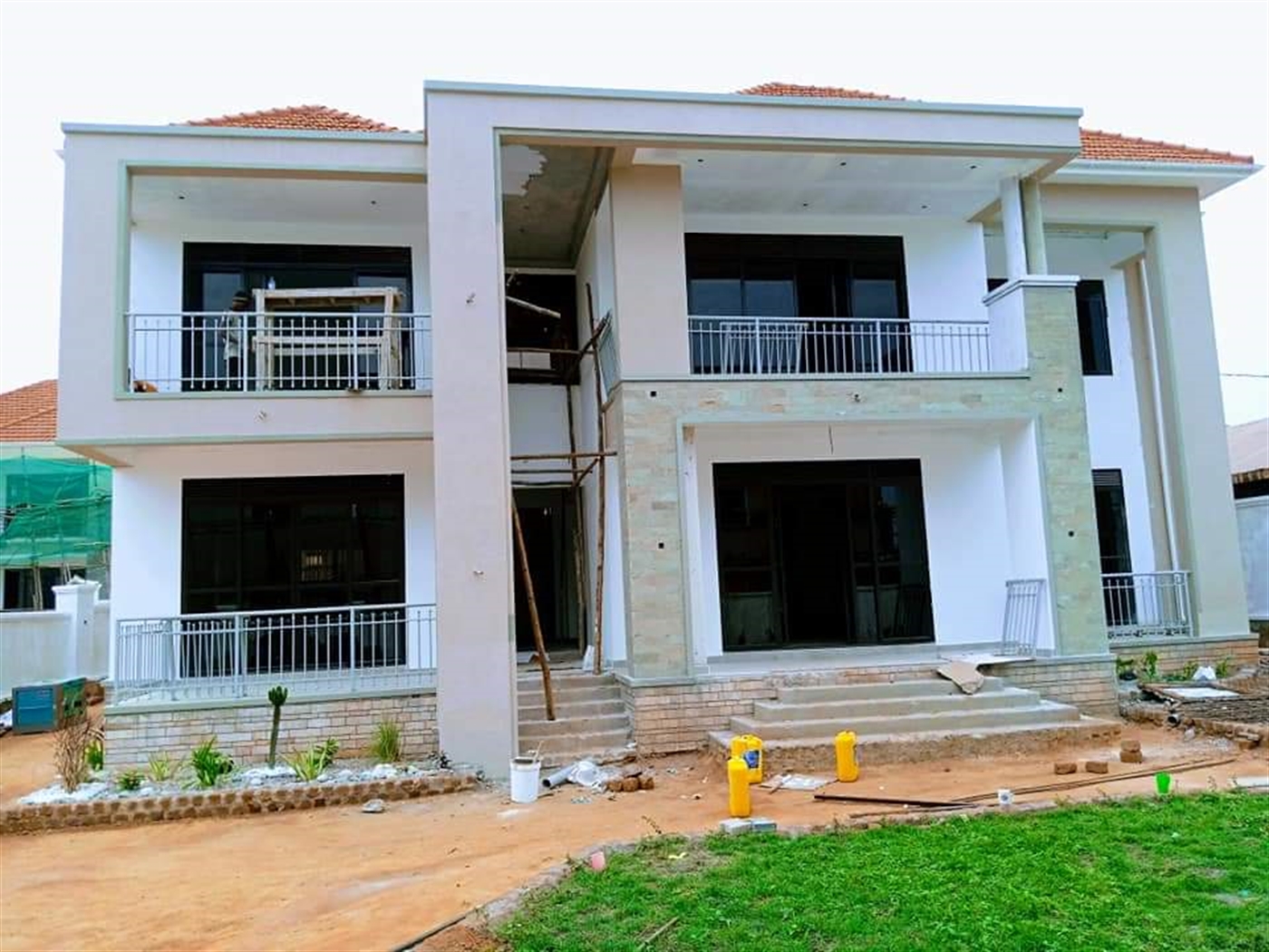 Storeyed house for sale in Kyaliwajjala Wakiso