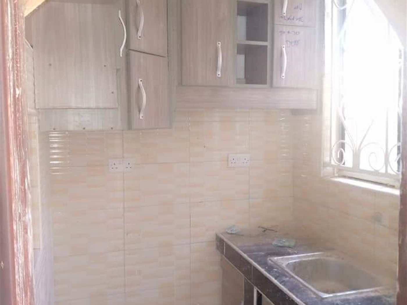 Semi Detached for rent in Kyaliwajjala Wakiso