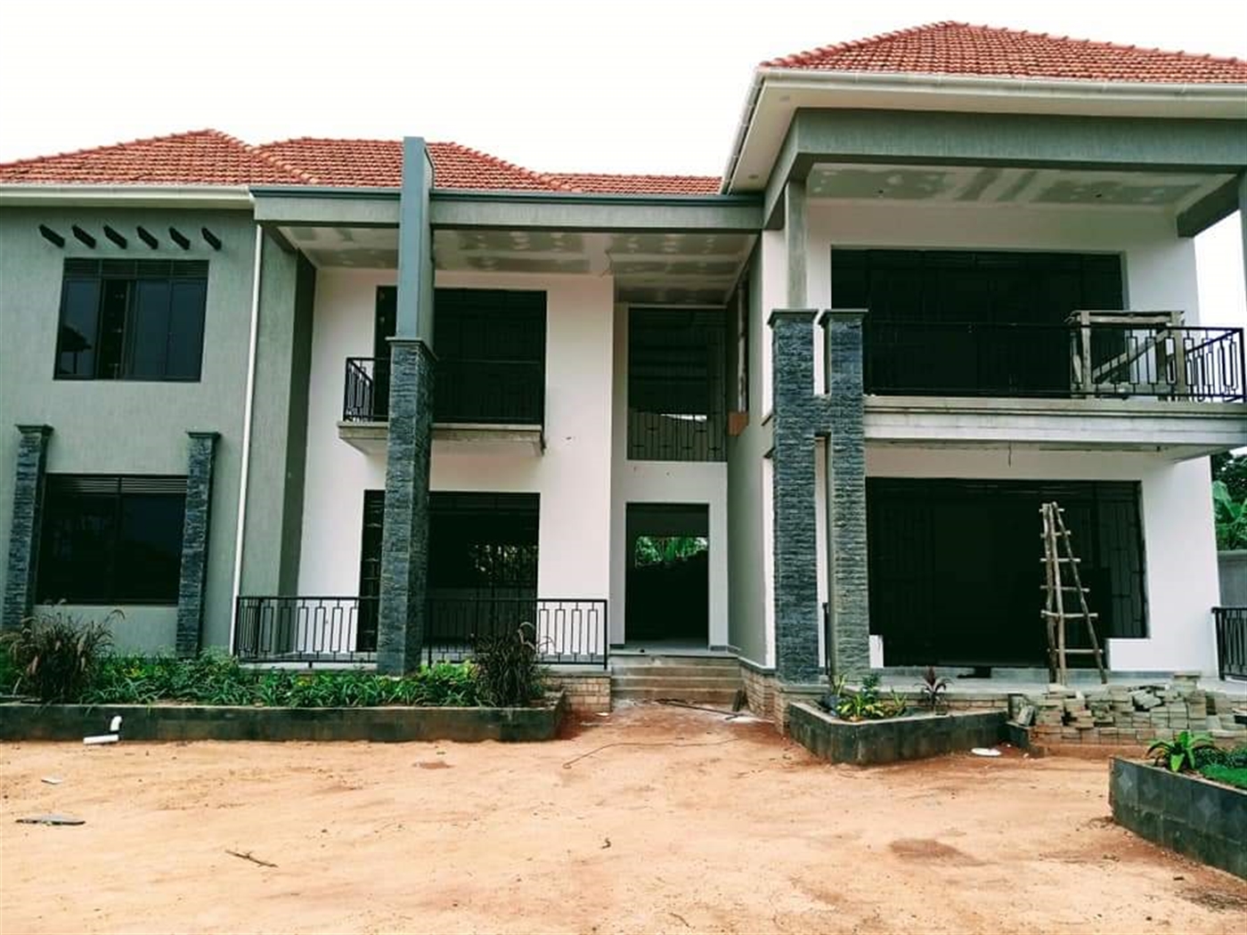 Storeyed house for sale in Kyaliwajjala Wakiso