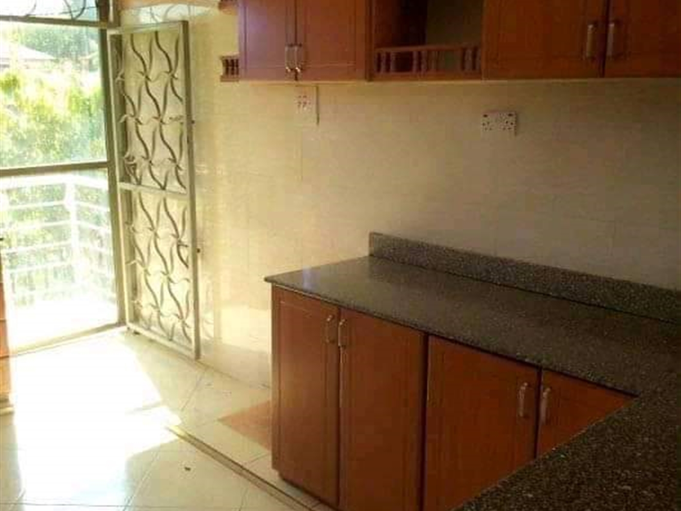 Apartment for rent in Kiwaatule Kampala