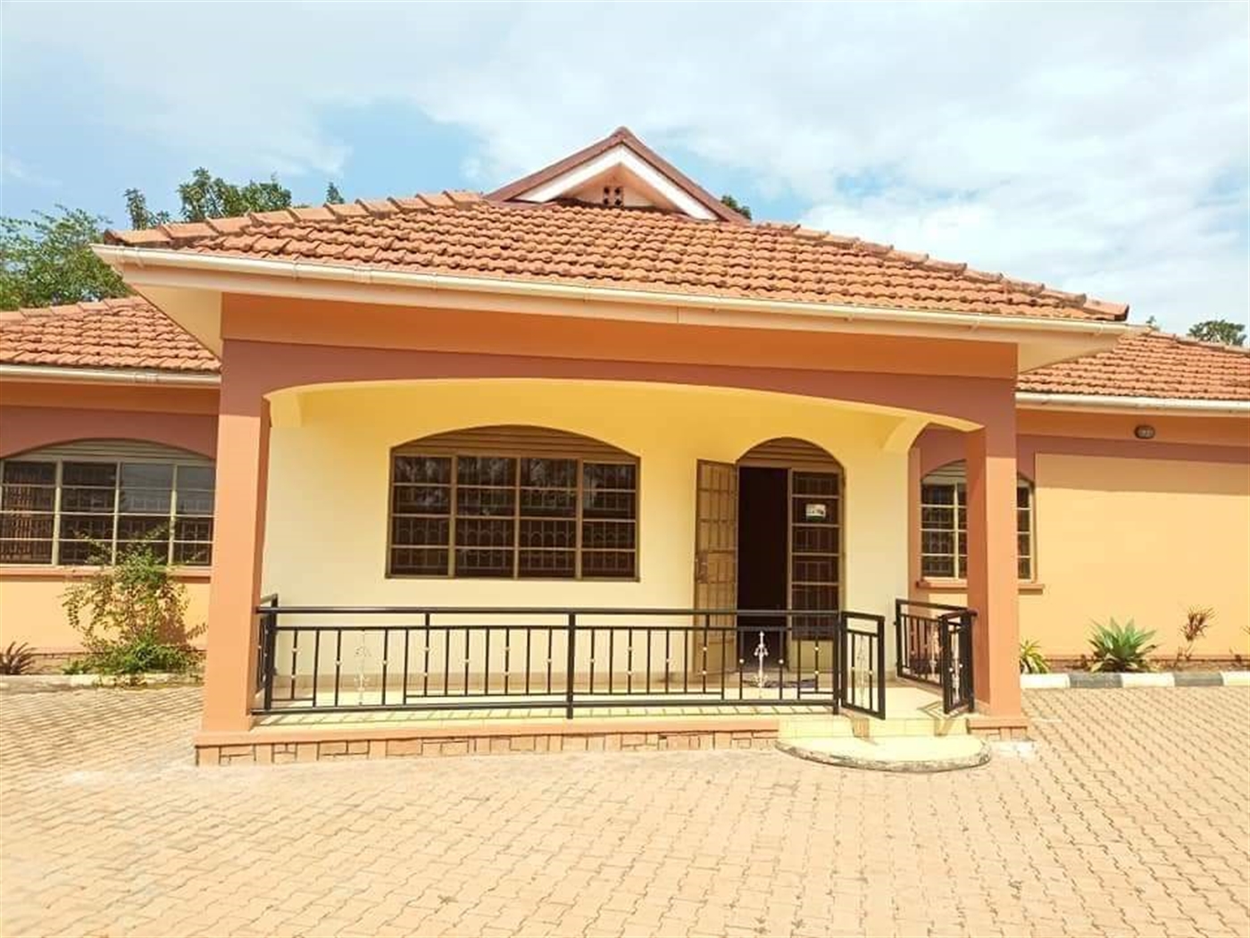 Bungalow for sale in Naalya Wakiso