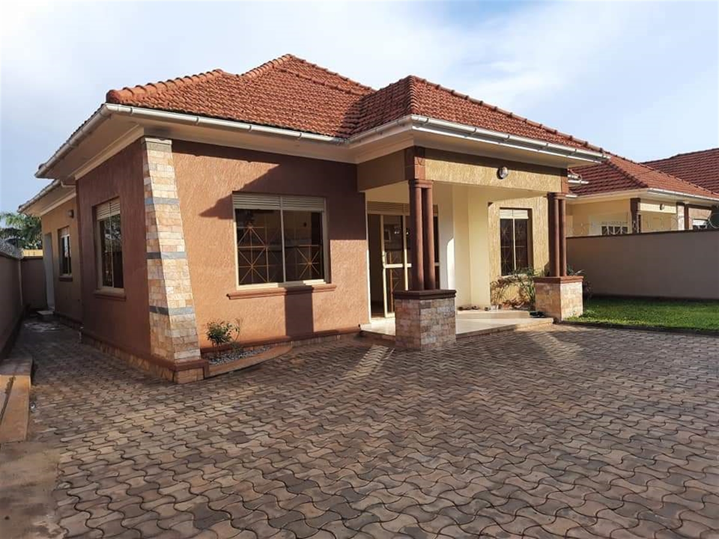 Bungalow for sale in Kira Wakiso