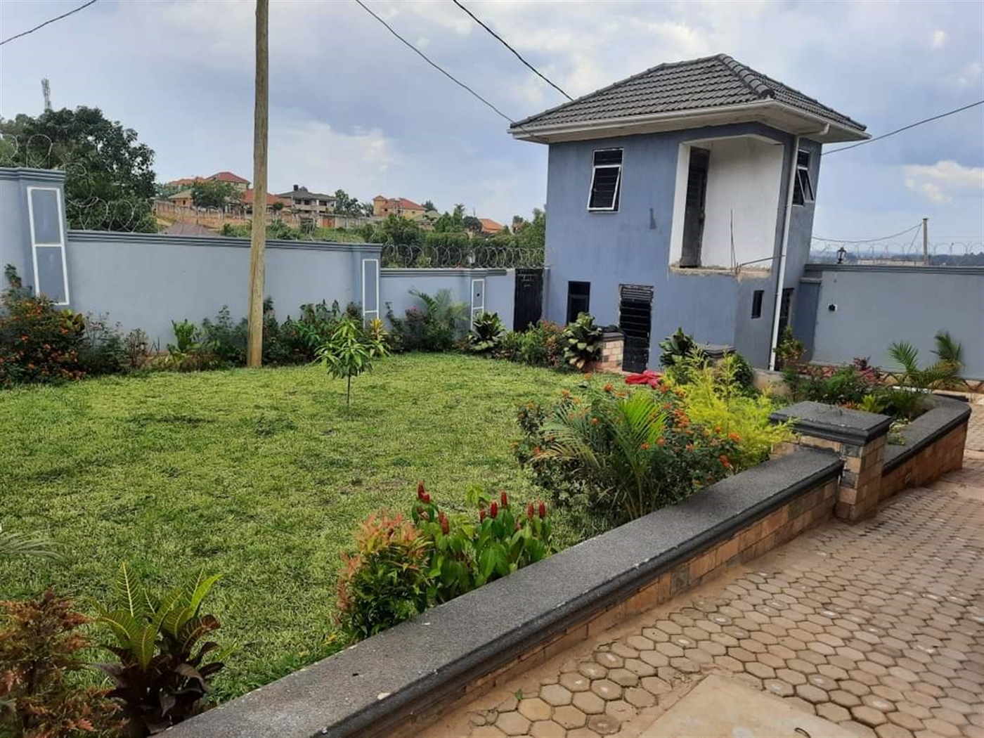 Storeyed house for sale in Kira Wakiso