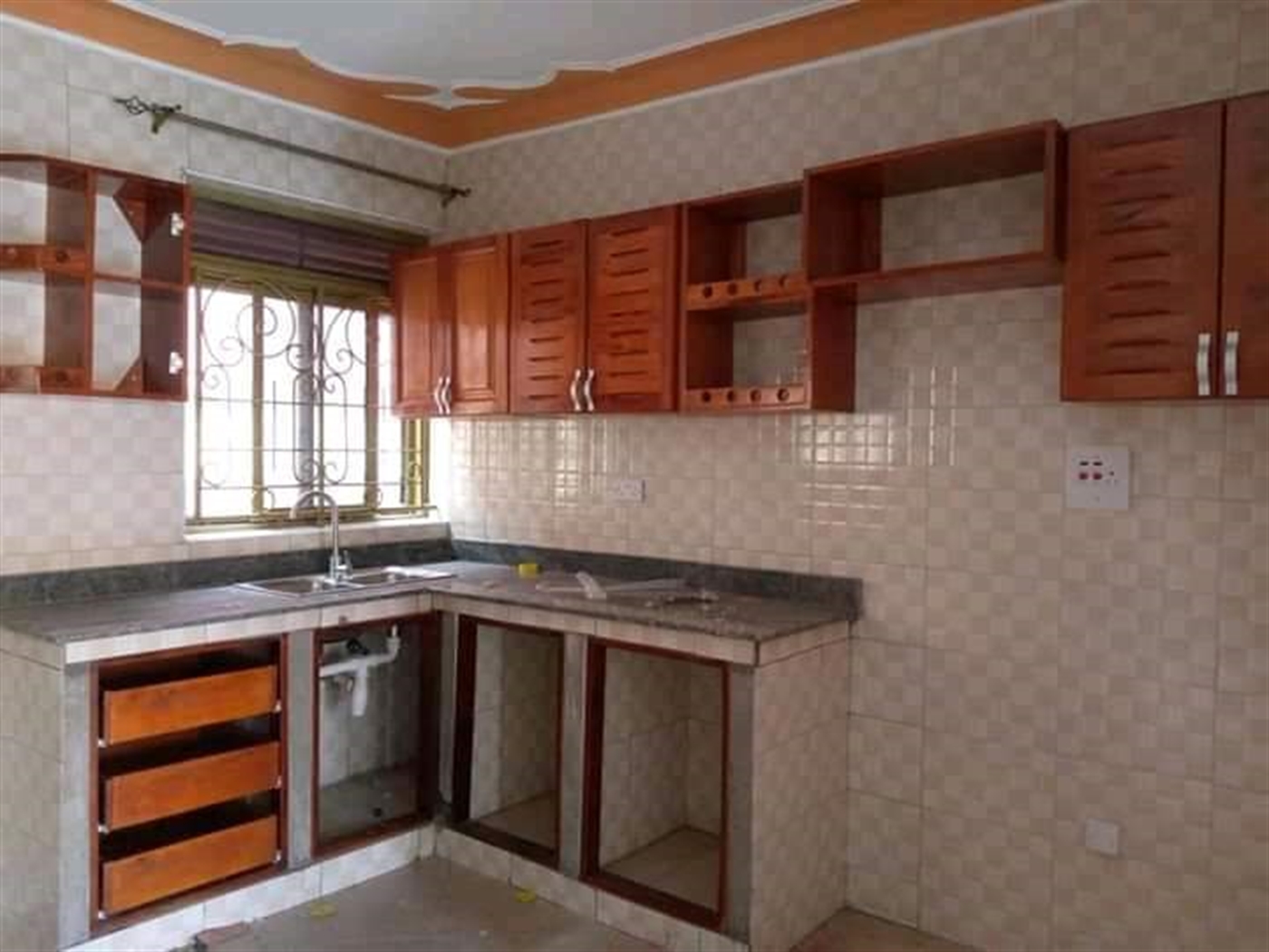 Apartment for rent in Kyaliwajjala Wakiso