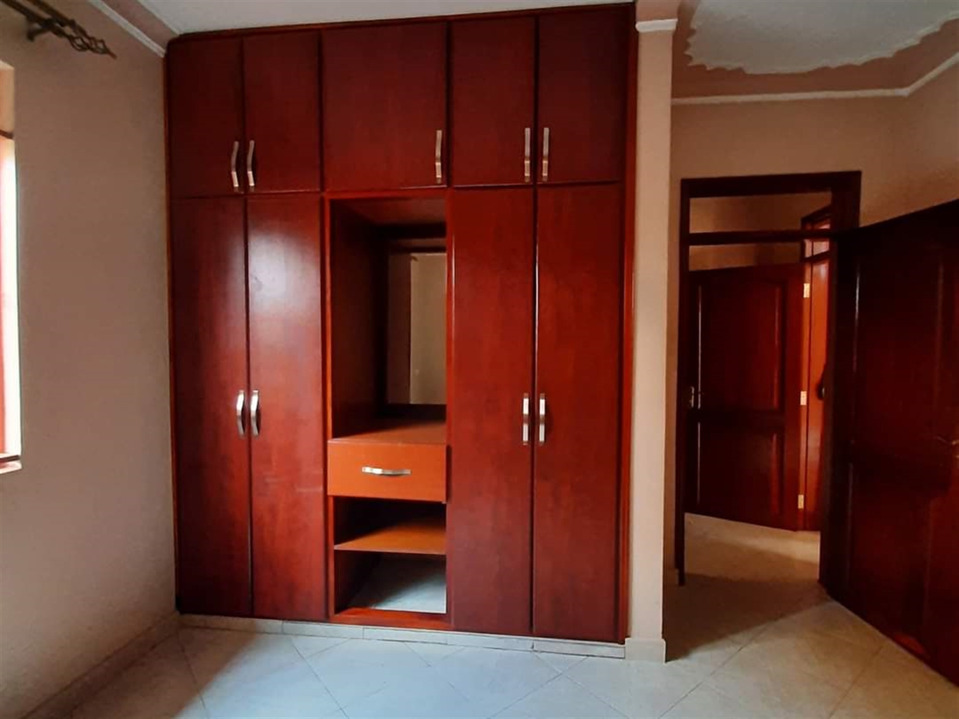 Semi Detached for rent in Najjera Wakiso