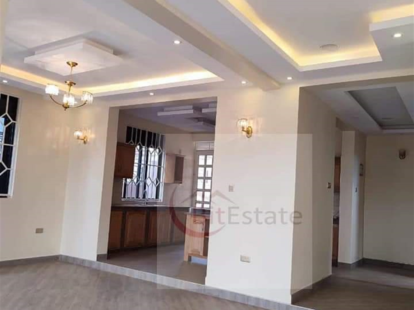 Mansion for sale in Kira Wakiso