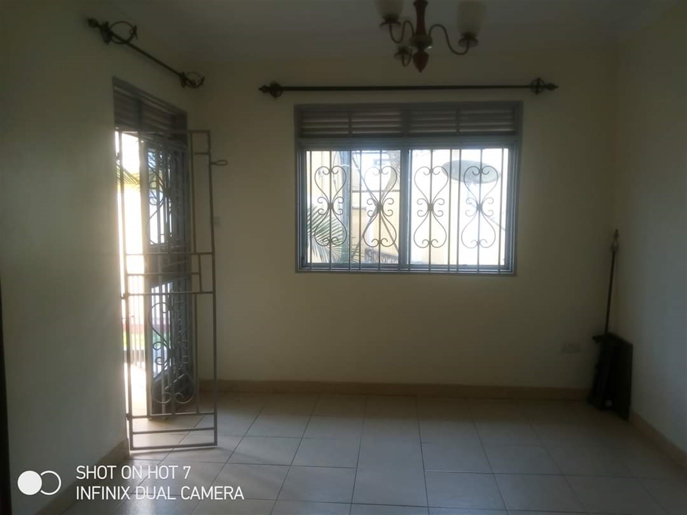 Bungalow for rent in Kira Wakiso