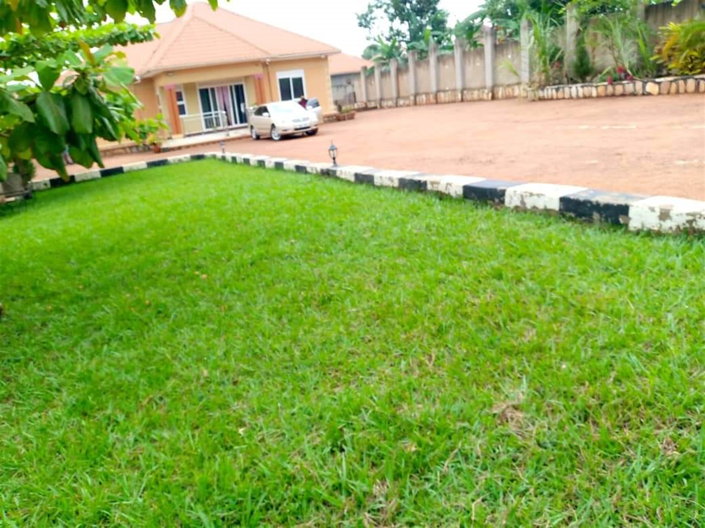 Bungalow for sale in Kasangati Wakiso