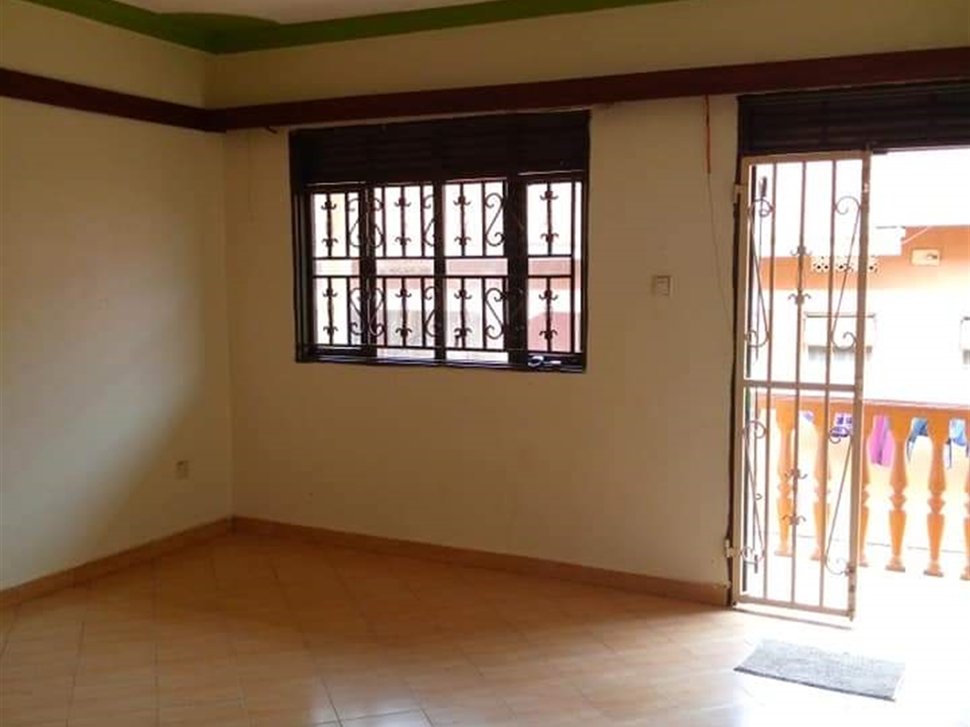 Semi Detached for rent in Kulambilo Kampala