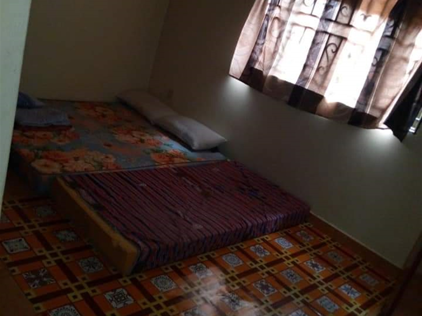 Semi Detached for rent in Kulambilo Kampala