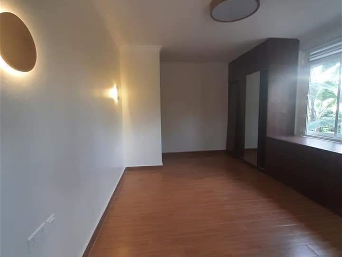 Apartment for rent in Kiwaatule Kampala