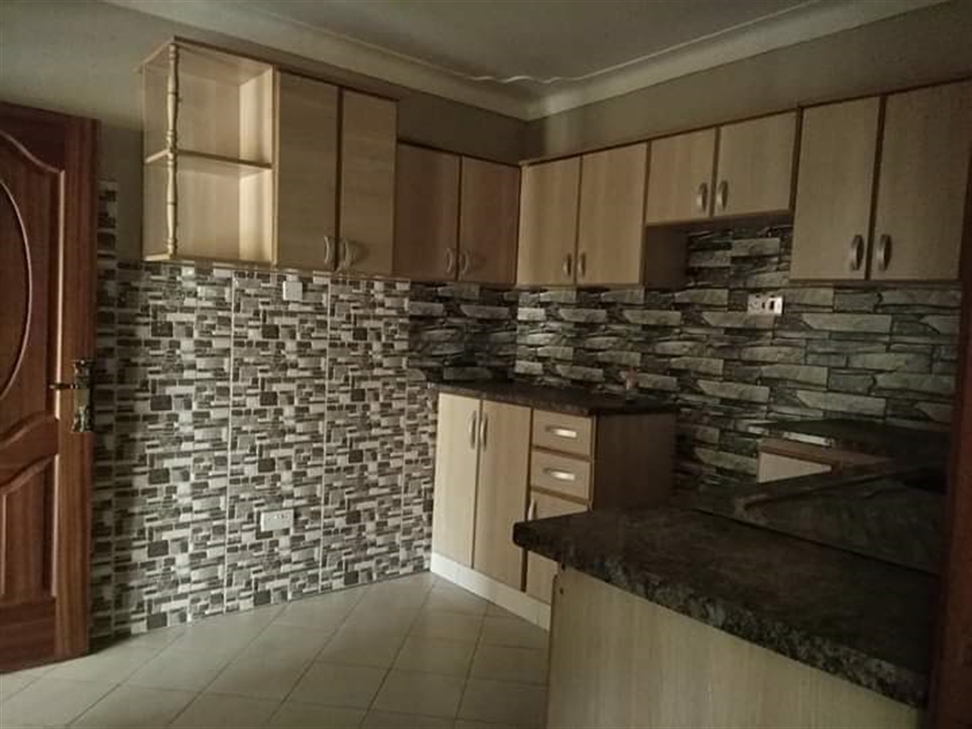 Apartment for rent in Kiwaatule Kampala