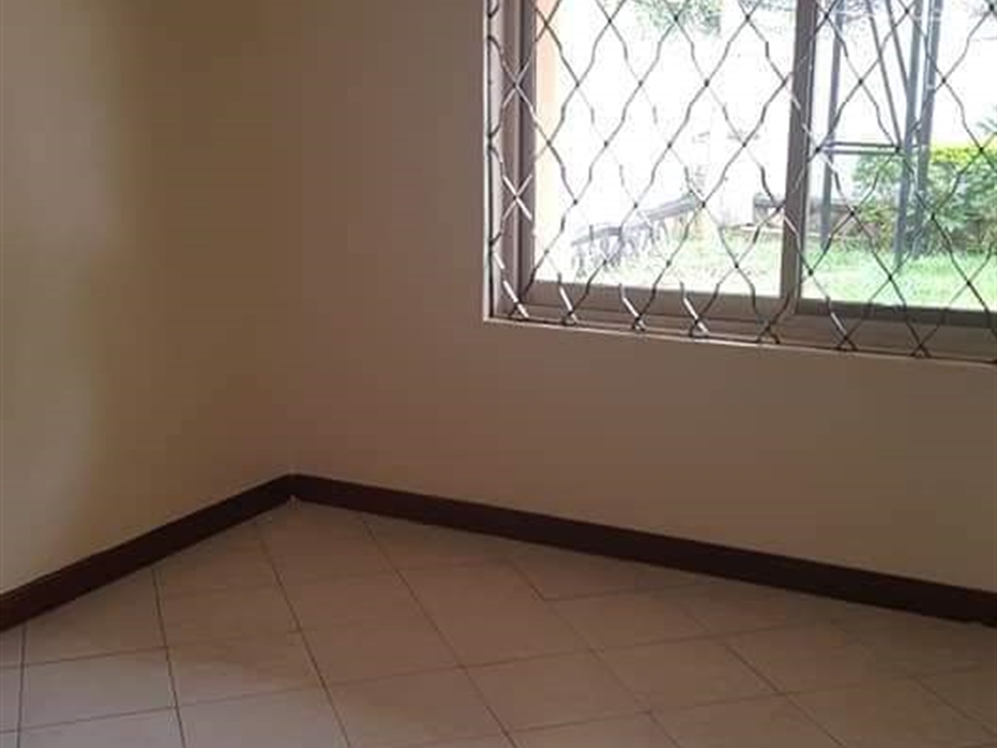 Bungalow for rent in Najjera Wakiso