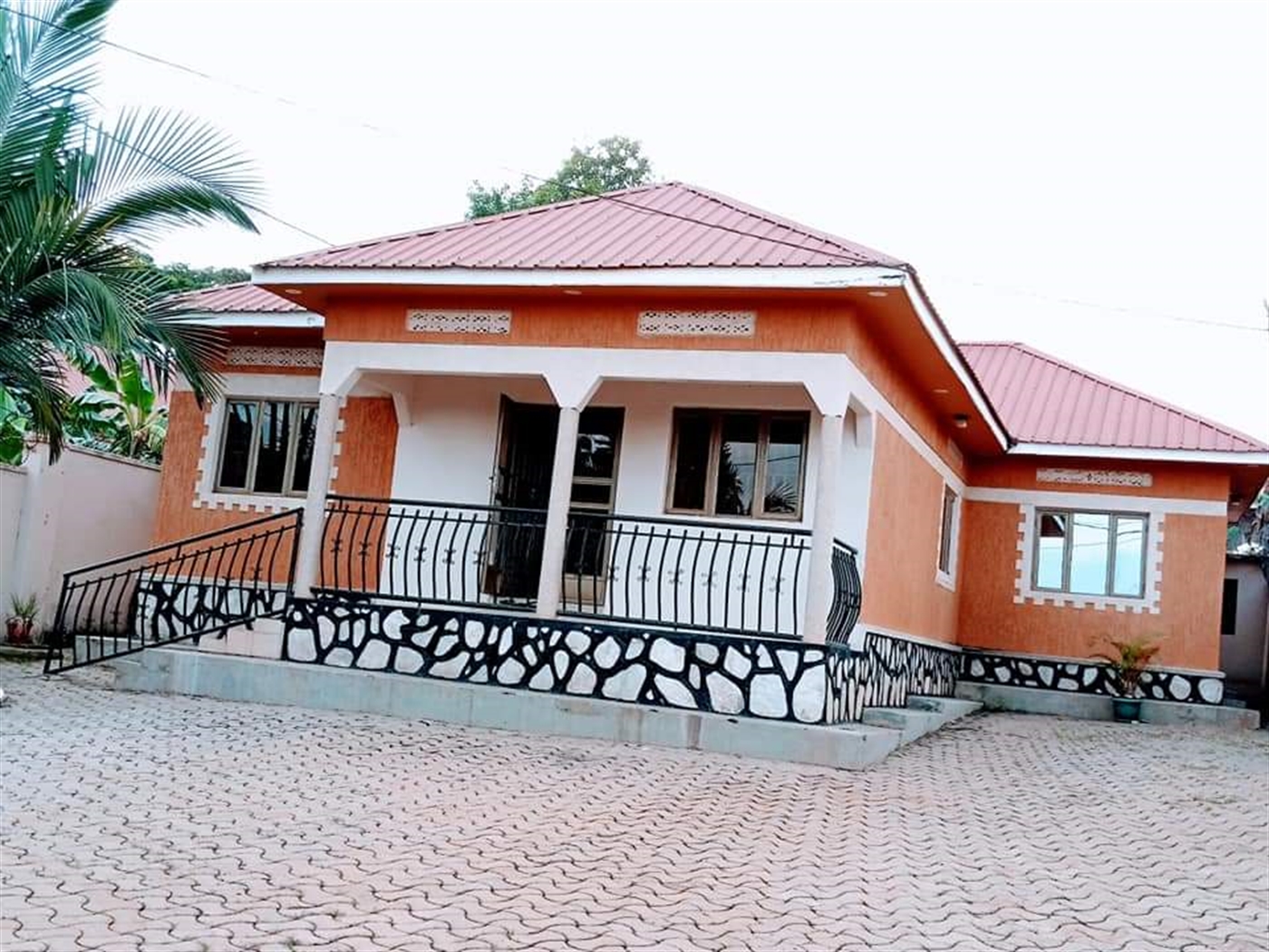 Bungalow for sale in Mbalwa Wakiso