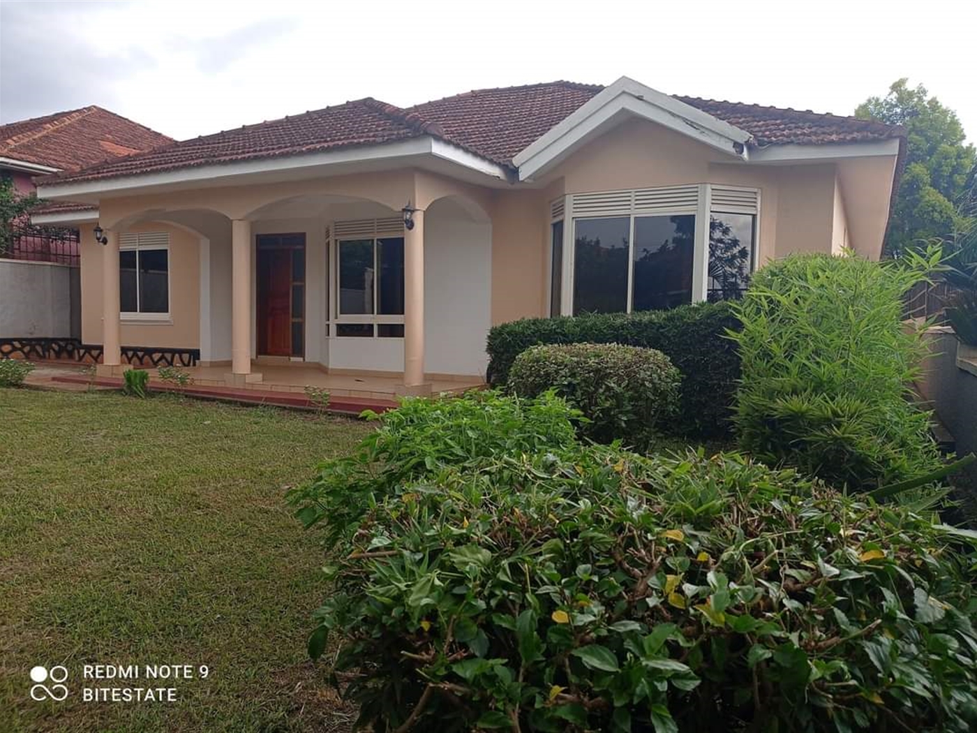 Bungalow for rent in Kira Wakiso