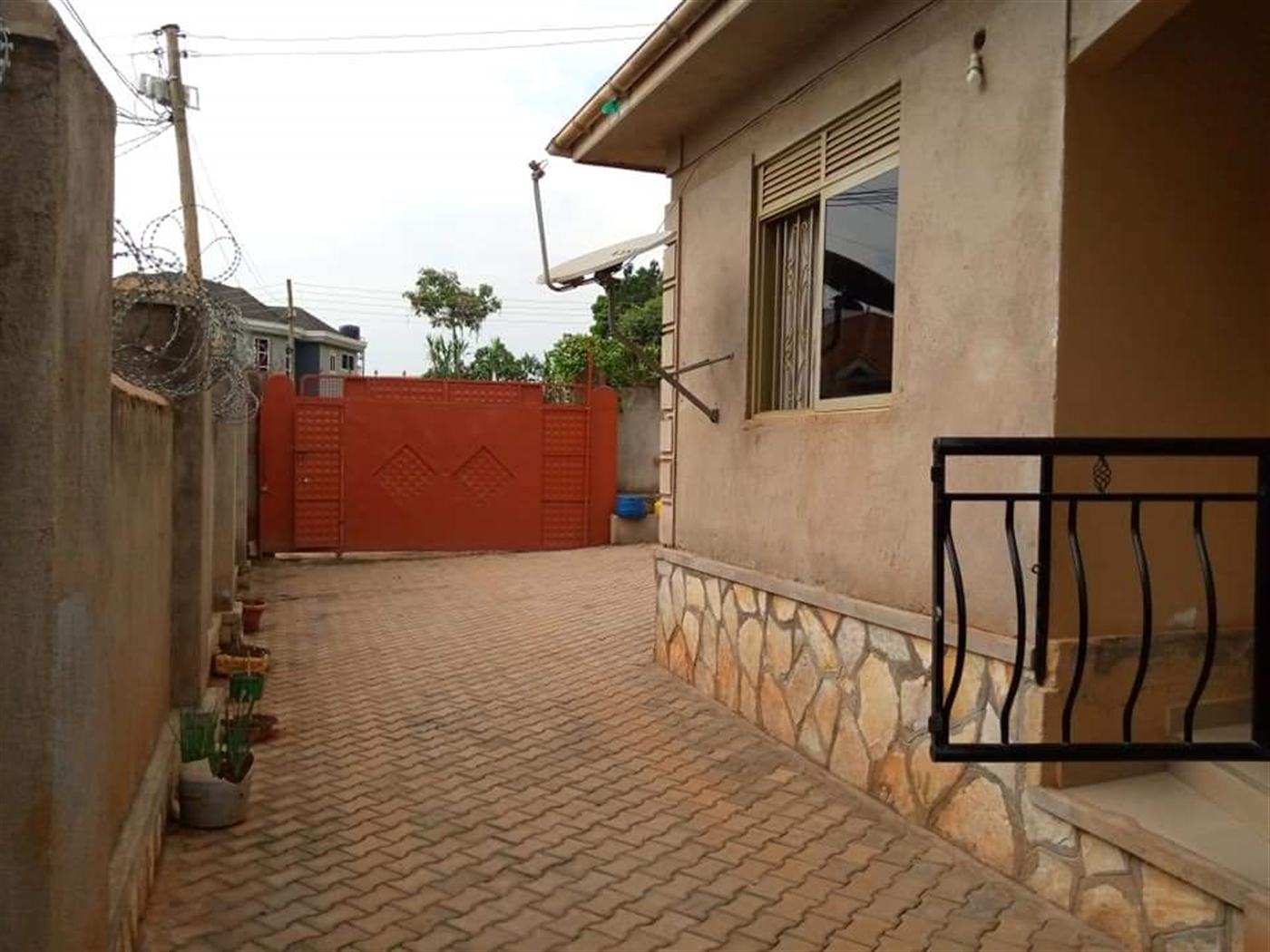 Semi Detached for rent in Kyanja Kampala