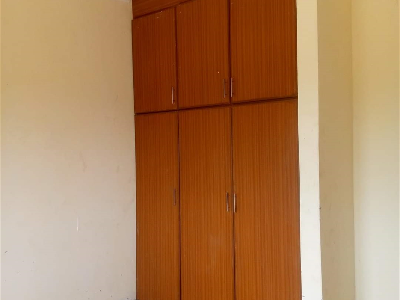 Apartment for rent in Kisaasi Kampala