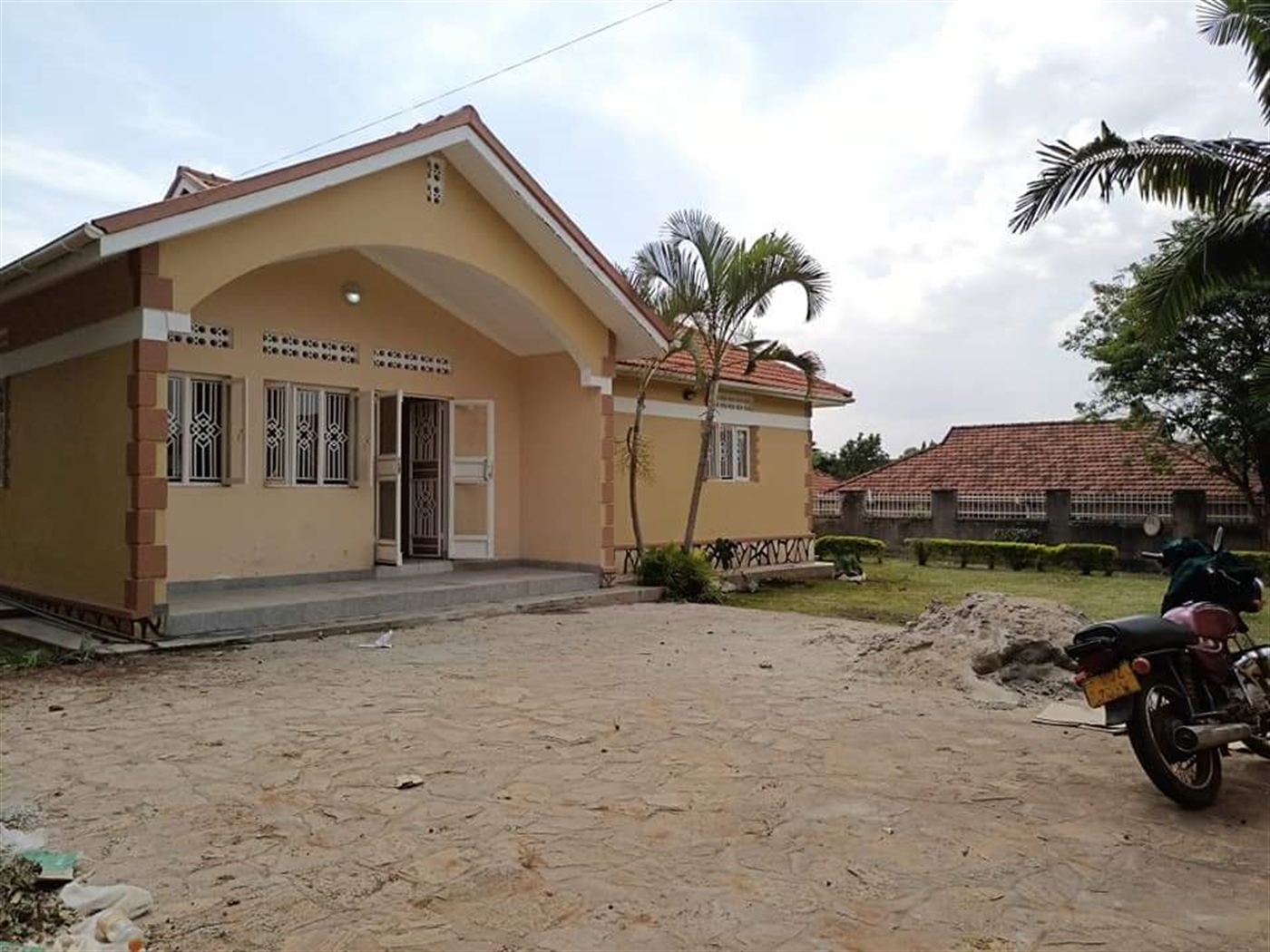 Bungalow for rent in Naalya Wakiso