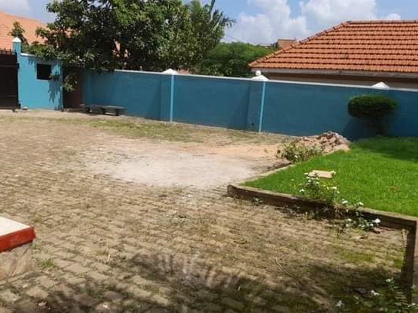 Bungalow for rent in Kyaliwajjala Wakiso